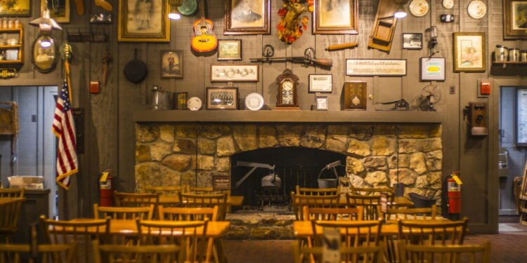 Diga adeus, rede de restaurante e loja de presentes confirma o fechamento de 14 lojas