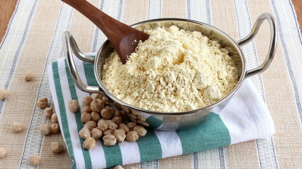 Farinha rica em fibras que ajuda na saciedade e pode substituir a de trigo