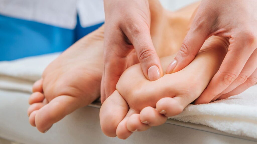 Método caseiro que transformou a rotina de quem sofre com pés secos