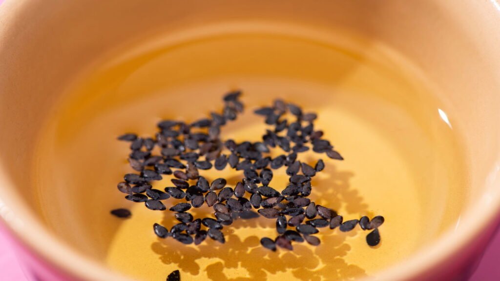 Semente rica em cálcio que fortalece os ossos e quase ninguém consome