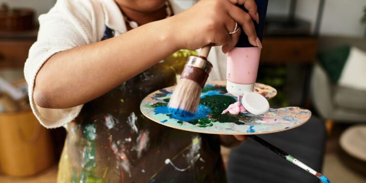 Os melhores hobbies para manter a mente afiada após os 70