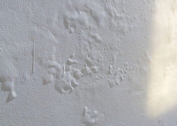 4 cuidados simples que evitam infiltração e prejuízo em casa