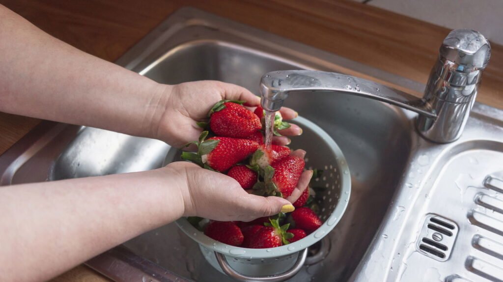 Você usa bicarbonato achando que higieniza? Atenção!