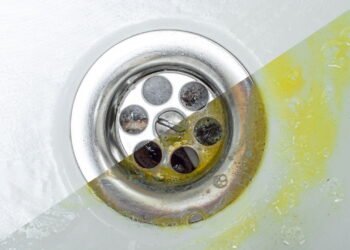 Misturinha caseira que está ajudando a limpar ralos sem produtos químicos