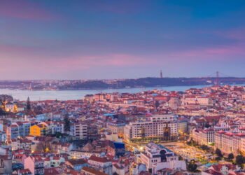 Nessas cidades da Europa você divide apartamento e vive melhor gastando menos