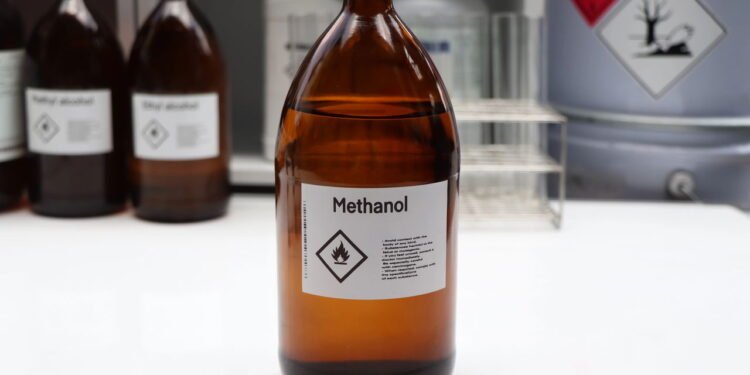 Metanol - Créditos: depositphotos.com / M150photo