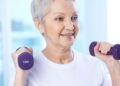 Exercícios essenciais para mulheres após os 50 anos
