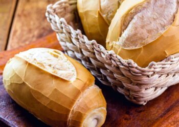 Truque secreto com airfryer para sempre ter pães quentinhos e crocantes