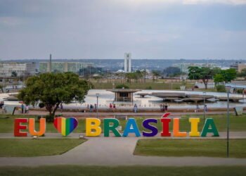 As melhores trilhas e cachoeiras perto de Brasília para curtir o fim de semana