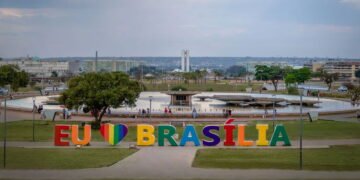 As melhores trilhas e cachoeiras perto de Brasília para curtir o fim de semana