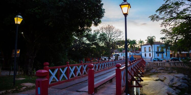 Essa cidade esconde encantos naturais a apenas 2 horas de Brasília