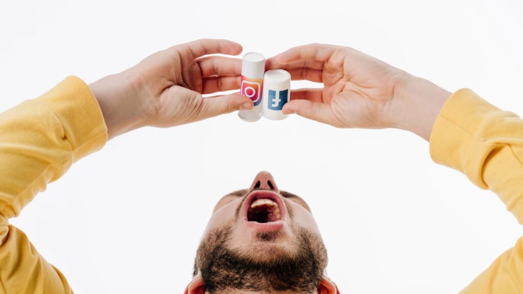 O novo alerta de especialistas sobre o uso excessivo de redes por jovens