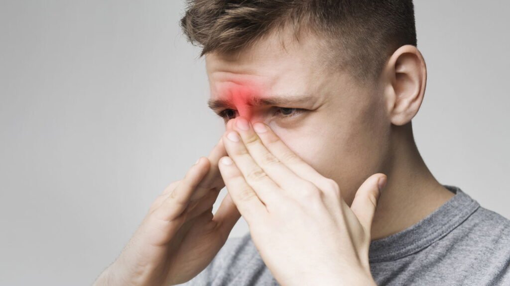 O maior perigo escondido na poeira da sua TV que poucos notam