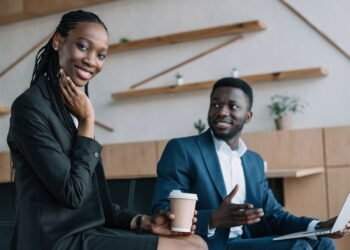 Como escolher a roupa certa para situações sociais e profissionais