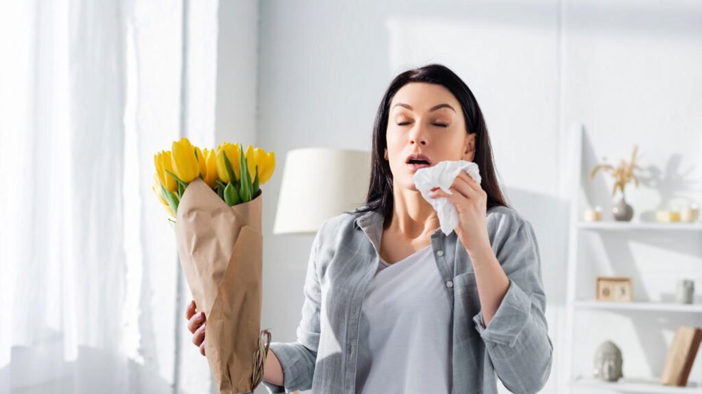 Os riscos assustadores de prender o espirro no dia a dia