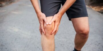 Dor no joelho ao pular ou correr pode ser tendinite patelar