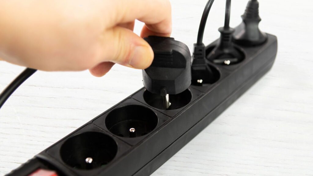 Como proteger sua casa mesmo estando a quilômetros de distância