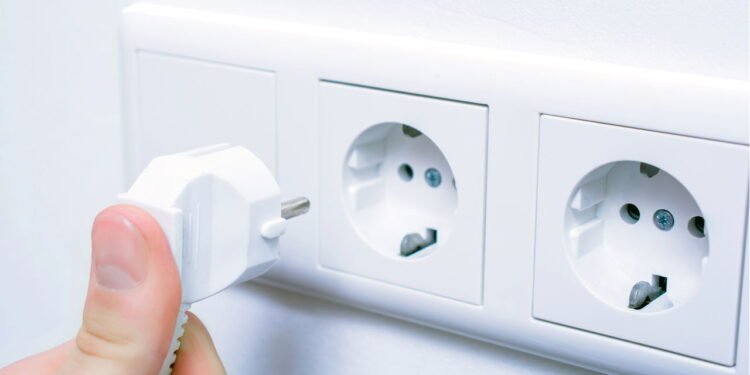 Aparelhos que não devem ser desligados da tomada para evitar prejuízos