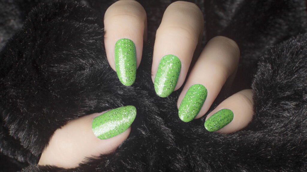 5 cores de esmaltes que são apostas certa na primavera 2025