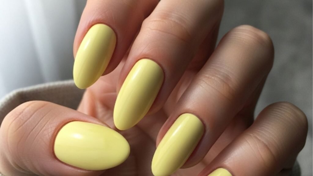 5 cores de esmaltes que são apostas certa na primavera 2025