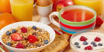 Nutricionistas alertam para o risco silencioso do verão na digestão