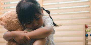 Os sinais físicos e comportamentais que mostram ansiedade infantil