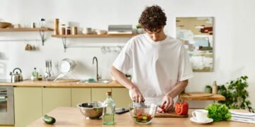 Nem mármore nem granito: as bancadas de cozinhas que vão dominar 2025