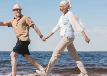 Exercícios simples que fortalecem músculos e ossos após os 50 anos