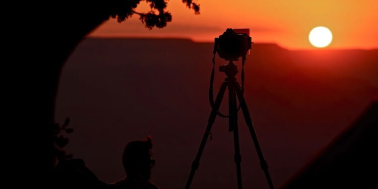 Imagem ilustrativa do pôr do sol - Créditos: depositphotos.com / welcomia