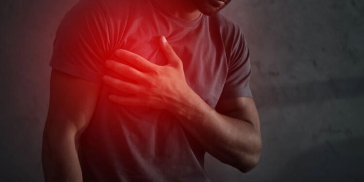 O consumo de duas ou mais porções pode elevar esse risco para 21%, independentemente da prática de exercícios físicos - Créditos: depositphotos.com / VitalikRadko