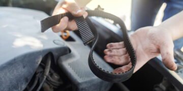 Com que frequência é recomendado trocar a correia dentada do carro?