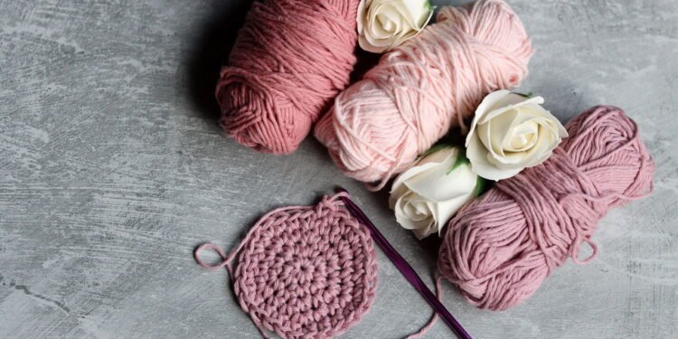 Essa peça de crochê transforma corredores e cozinhas com elegância