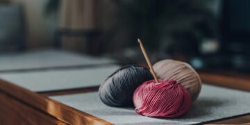 Presilha de crochê com apenas 3 itens vira acessório delicado e lucrativo