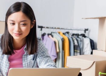 Coisas que você guarda em casa e deve jogar fora agora