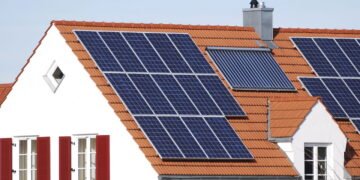 Economize até 90% na conta de luz investindo em energia solar