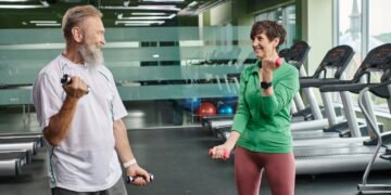 Exercícios simples para fortalecer músculos na terceira idade