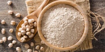 Farinha rica em fibras que ajuda na saciedade e pode substituir a de trigo