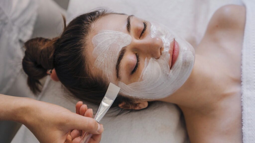 O segredo por trás de manter a pele jovem e saudável após os 40