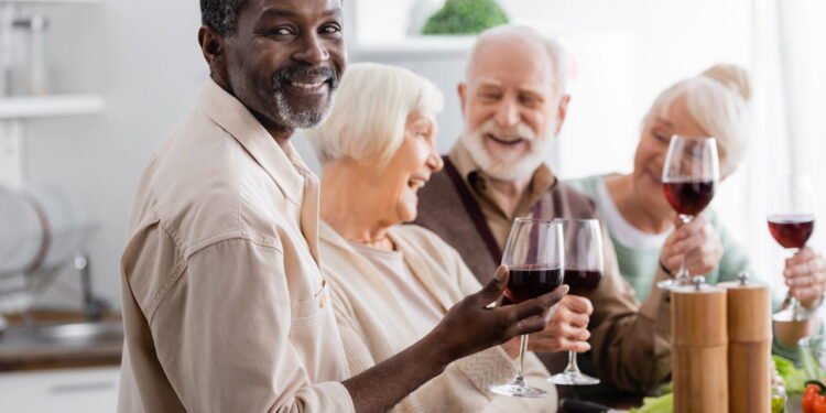 Alimentação adequada para idosos - Créditos: depositphotos.com / AndrewLozovyi