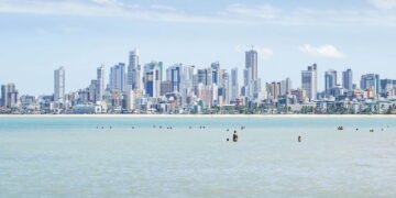 Esta capital no Nordeste tem mar, cultura, segurança e custo de vida mais acessível que o esperado
