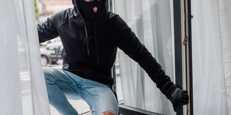 Deixe sua casa segura - Créditos: depositphotos.com / VitalikRadko