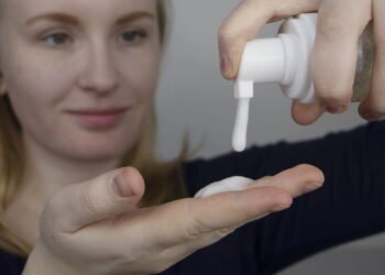 Simples trocas na sua rotina podem transformar sua pele para sempre