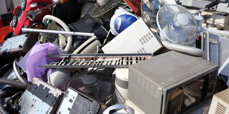 Seu lixo pode valer ouro - Créditos: depositphotos.com / akiyoko74