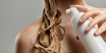 Máscaras capilares que salvam cabelos ressecados com resultado rápido