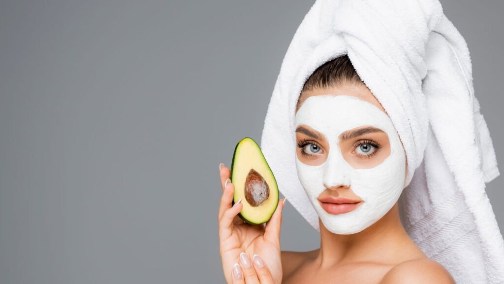 Máscaras faciais caseiras que hidratam e iluminam sem gastar nada