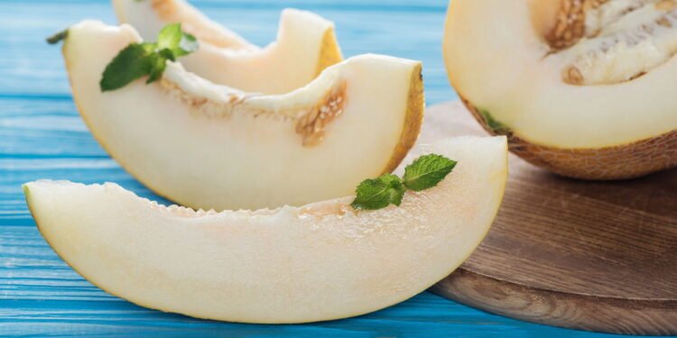 Esta fruta doce resiste ao calor e você pode plantar em vasos grandes