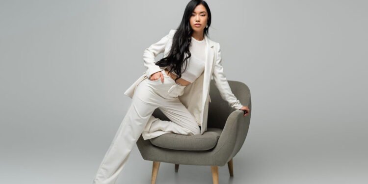 Usar branco - Créditos: depositphotos.com / Ischukigor