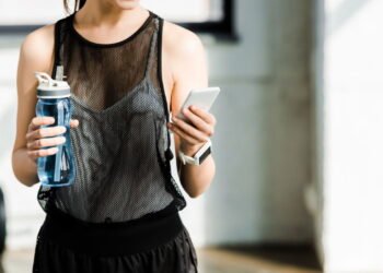 O único exercício que fortalecerá todo o seu corpo. Basta fazê-lo duas vezes por semana