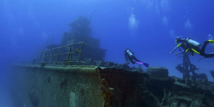 Imagem ilustrativa de um naufrágio - Créditos: depositphotos.com / d.images