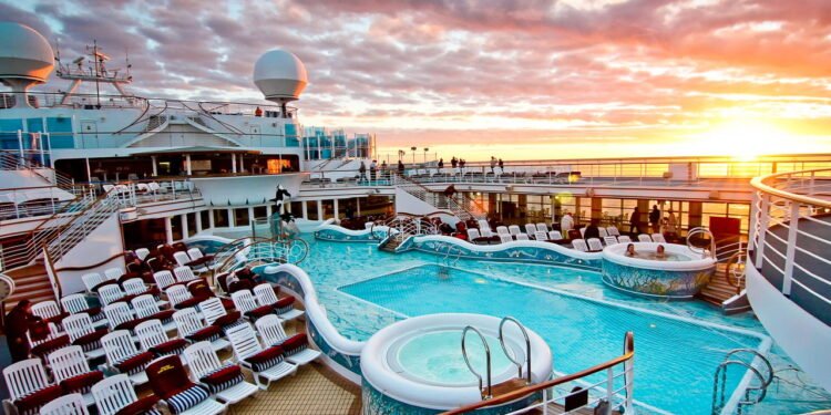 A proibição mais comentada dos cruzeiros pode surpreender os viajantes - Créditos: depositphotos.com / ncousla